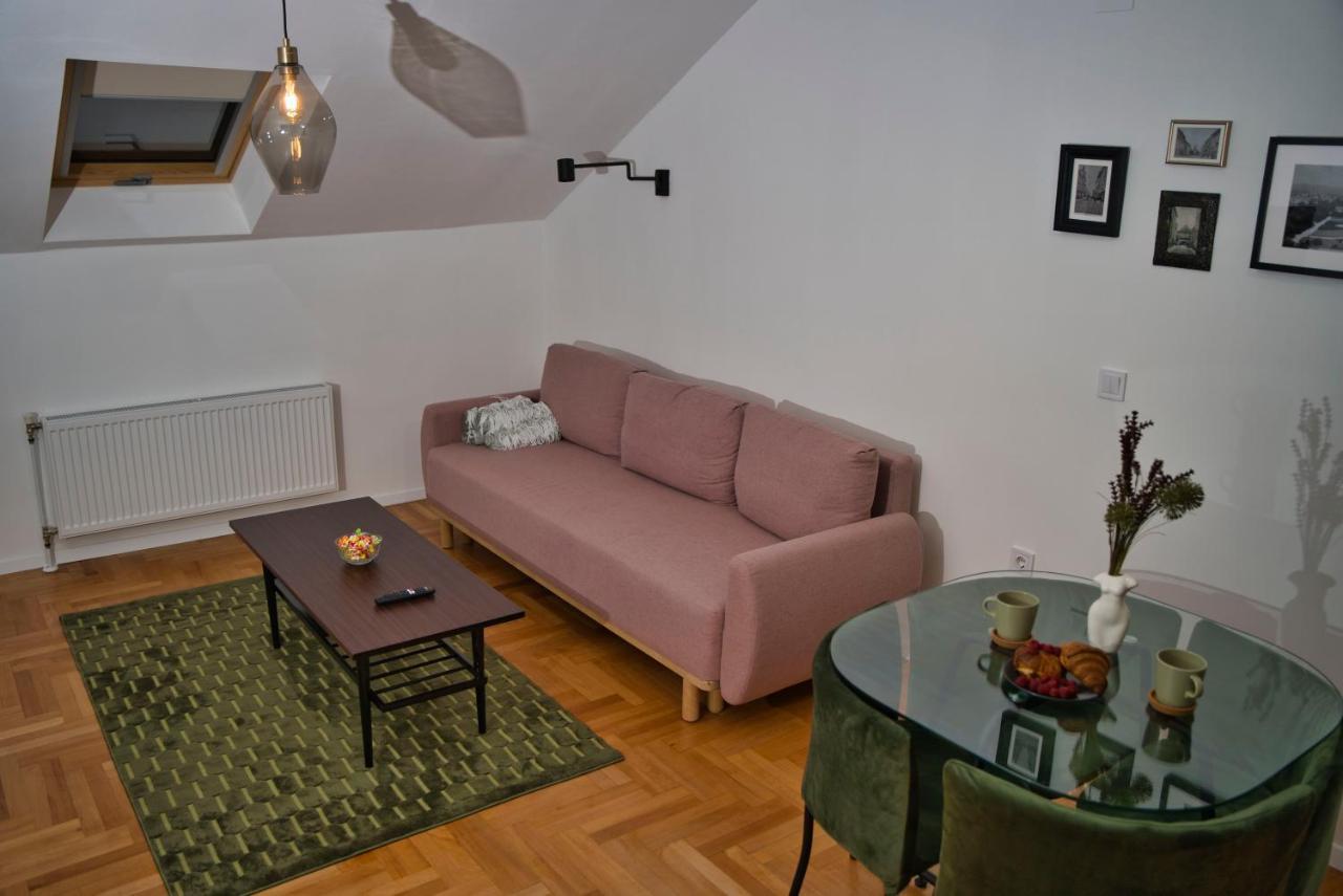 Sunset Station Apartments Zagabria Esterno foto