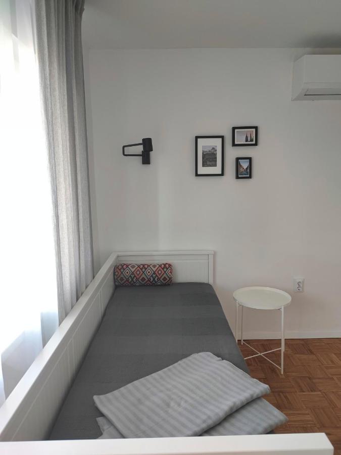 Sunset Station Apartments Zagabria Esterno foto